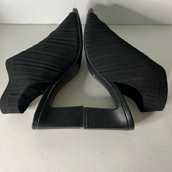 Veronika Stretch Knit Sandal with Memory
Foam - Picture 8 of 10